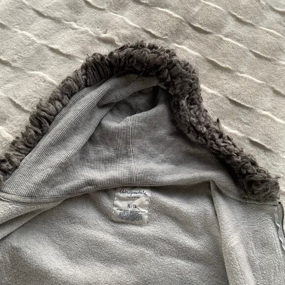 🔥Aeropostale Y2K Faux Fur Hood Sequins Spell Out Full Zip Gray Sweatshirt Sz XL - Picture 6 of 16